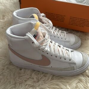 Nike Blazer Mid 77 White/Pink Oxford 8